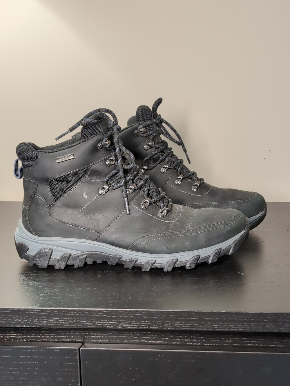 Rockport Hydro shield Men's Mudguard Leather Weatherproof Boots Size 10.